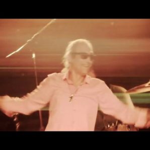 AV Super Sunshine – “AV Super Sunshine Theme” Victor House Records