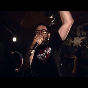 Bull Brigade – “Mai Confonderla” Official Music Video