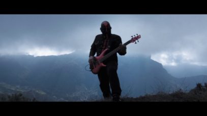 Heather Brooke – “The Rain” La Choza De Doe