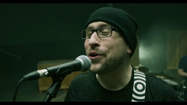 Iduna – “Nosedive” Official Music Video