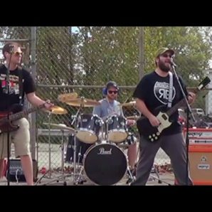 Jay Parade – “Sirens” Official Music Video