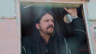 Josué Kinter – “Three Thousand Miles” Official Music Video