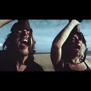 Pariadelux – “On Fire” M&O Music – Official Music Video