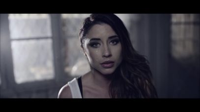 Roanok – “Ashes” Official Music Video