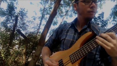 Self Alien Portrait – “I’m The Bet” Official Music Video