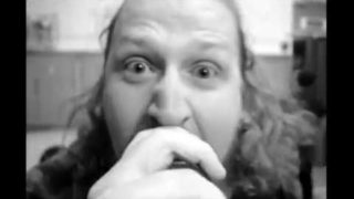 Skinny Dog – “Freeloader” Official Music Video