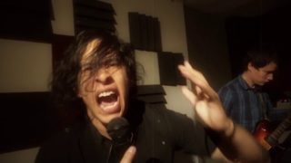 Soy Suspenso – “Mártir” Lock And Load Records