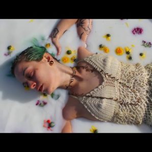 The Colourflies – “Gush” Blackhouse Records – A BlankTV World Premiere!