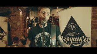 Toys – “Play To The End” Official Music Video