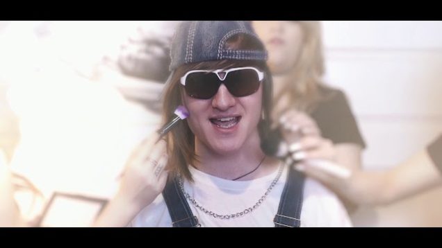 Young Medicine – “Tearin’ Up My Heart” (NSYNC) – Official Music Video